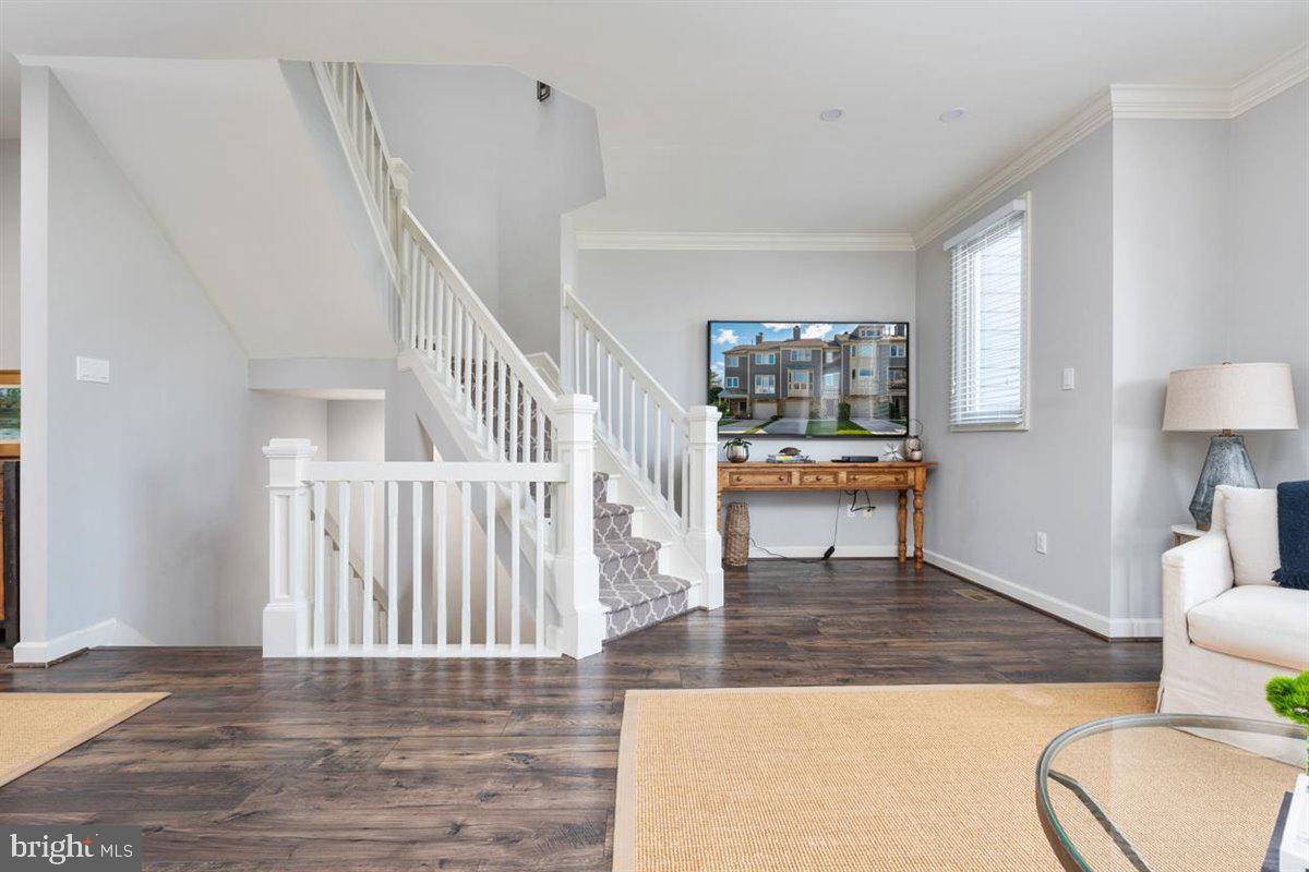21 Stablemere Court Baltimore, MD 21209 - Photo 11 of 40 Gallery Image 11