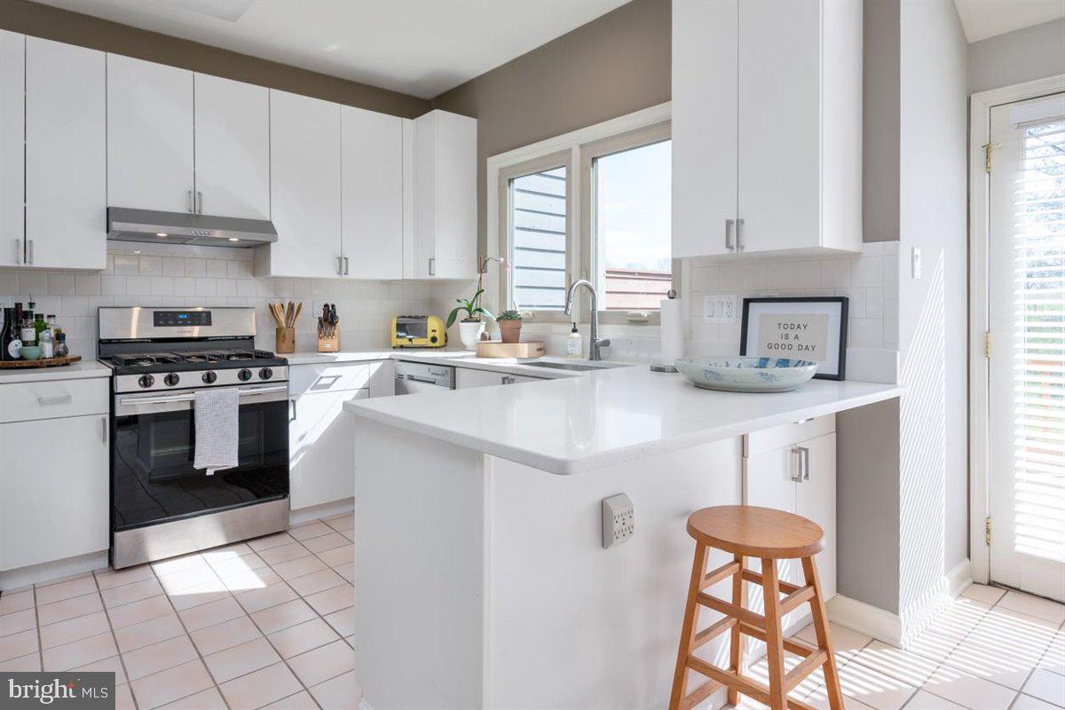 21 Stablemere Court Baltimore, MD 21209 - Photo 19 of 40 Gallery Image 19