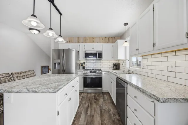 $369,900 | 620 North Washington Avenue, Detroit Lakes, MN 56501