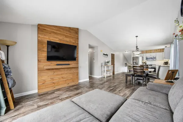 $349,900 | 620 North Washington Avenue, Detroit Lakes, MN 56501