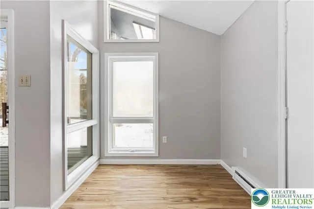 $220,000 | 6522 Runnymeade Lane, Tobyhanna, PA 18466