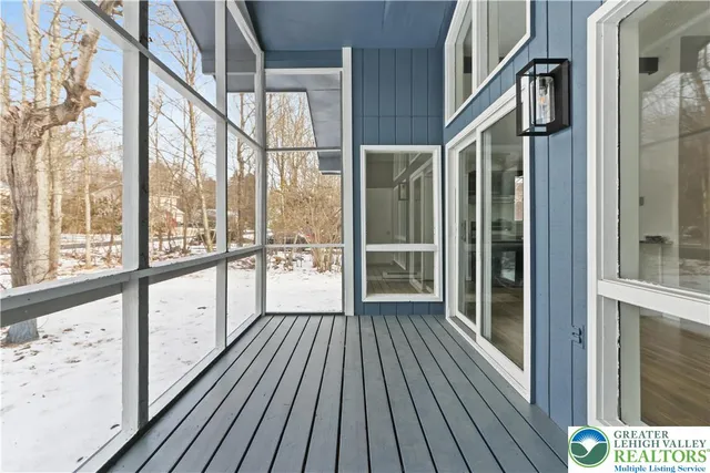 $220,000 | 6522 Runnymeade Lane, Tobyhanna, PA 18466