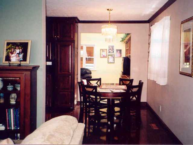 2829 Zollinger Road Columbus, OH 43221 - Photo 4 of 18