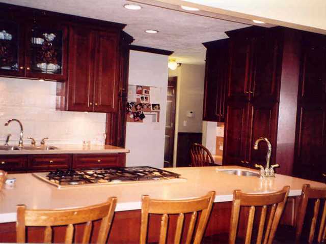 2829 Zollinger Road Columbus, OH 43221 - Photo 7 of 18