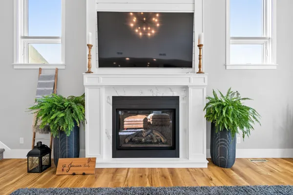 $1,199,000 | 606 Venture Lane Northeast, Alexandria, MN 56308
