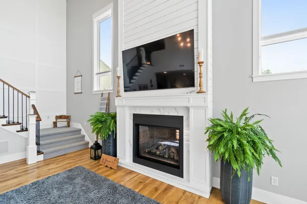 $1,199,000 | 606 Venture Lane Northeast, Alexandria, MN 56308