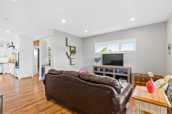$1,199,000 | 606 Venture Lane Northeast, Alexandria, MN 56308