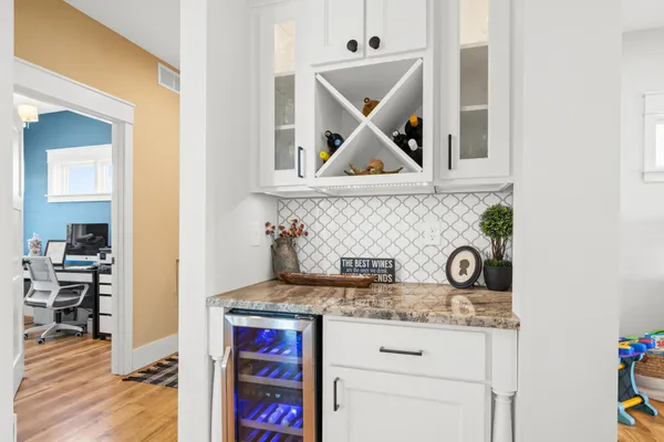 $1,199,000 | 606 Venture Lane Northeast, Alexandria, MN 56308