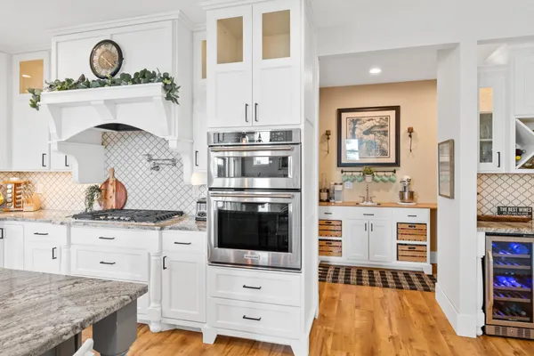 $1,199,000 | 606 Venture Lane Northeast, Alexandria, MN 56308
