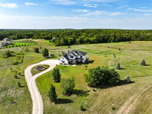 $1,199,000 | 606 Venture Lane Northeast, Alexandria, MN 56308