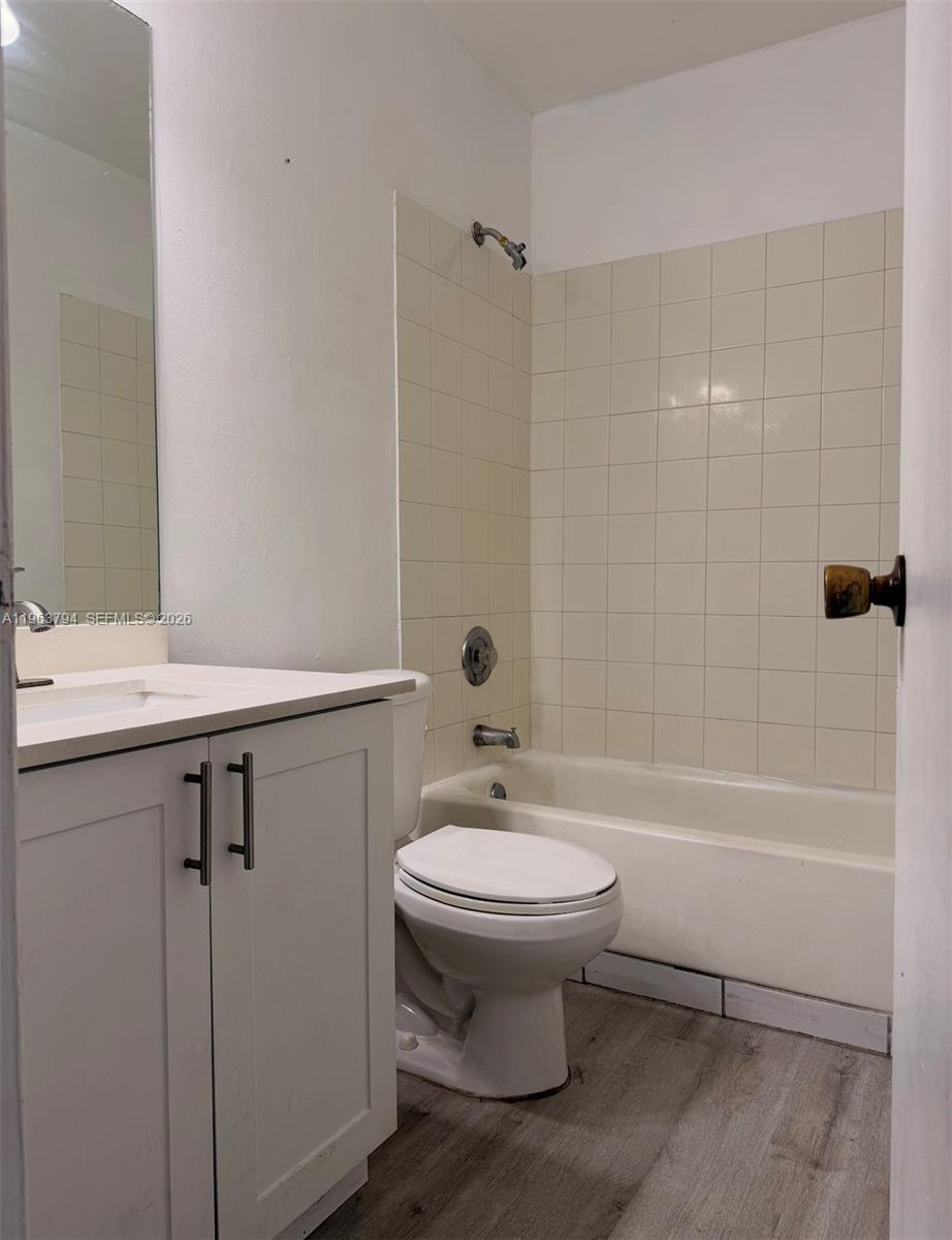 4535 Treehouse Lane, Unit F Tamarac, FL 33319 - Photo 12 of 23