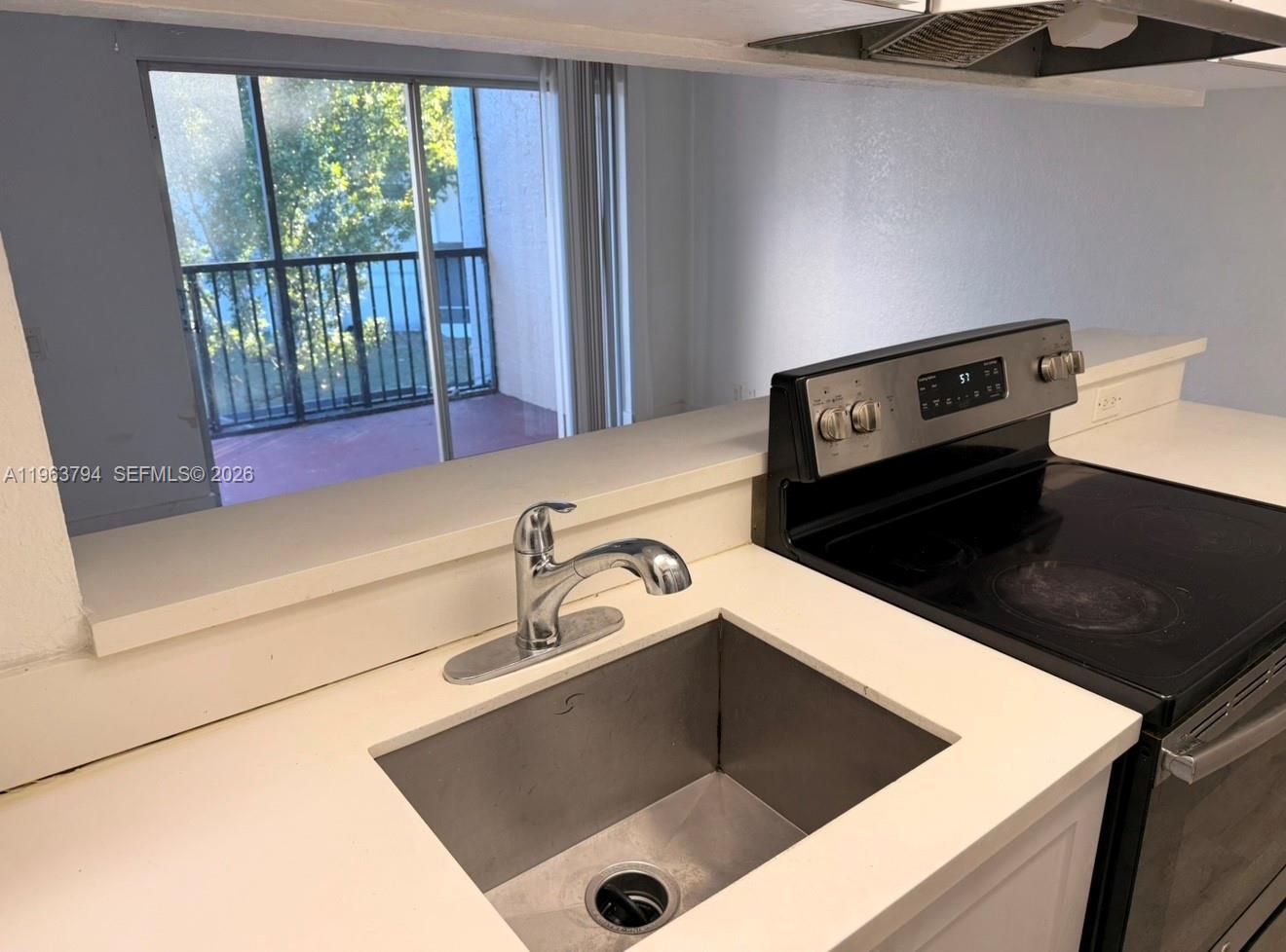 4535 Treehouse Lane, Unit F Tamarac, FL 33319 - Photo 5 of 23