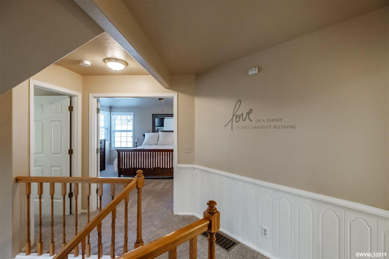 5854 Timber Ridge Drive Southeast Salem, OR 97317 - Photo 29 of 42