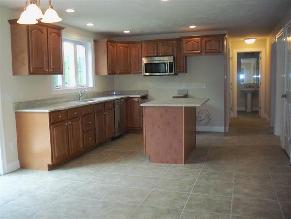 9 Carlson's Way Rutland, MA 01543 - Photo 3 of 16