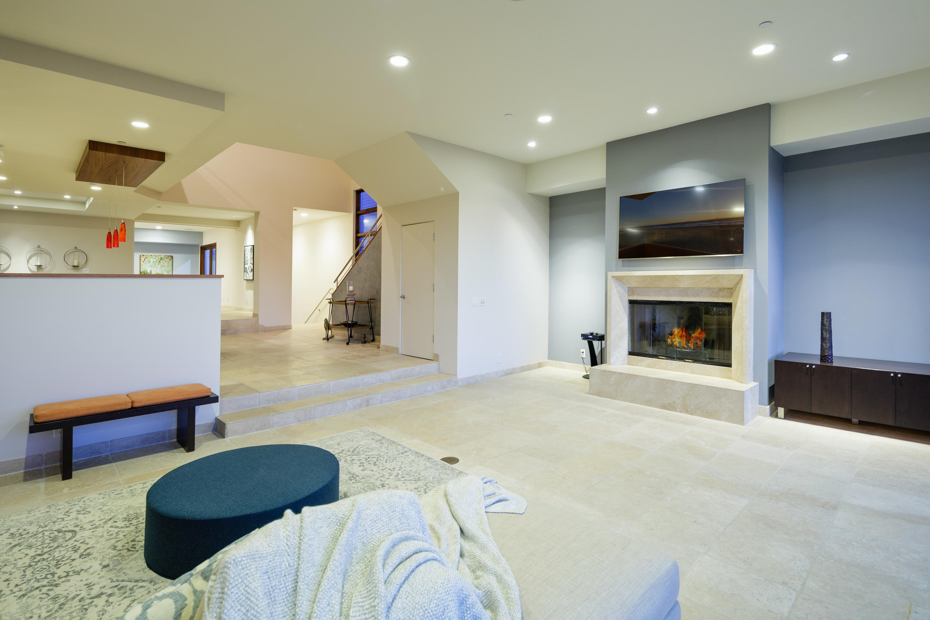 1005 Mandalay Beach Road Oxnard, CA 93035 - Photo 25 of 35 25family_room