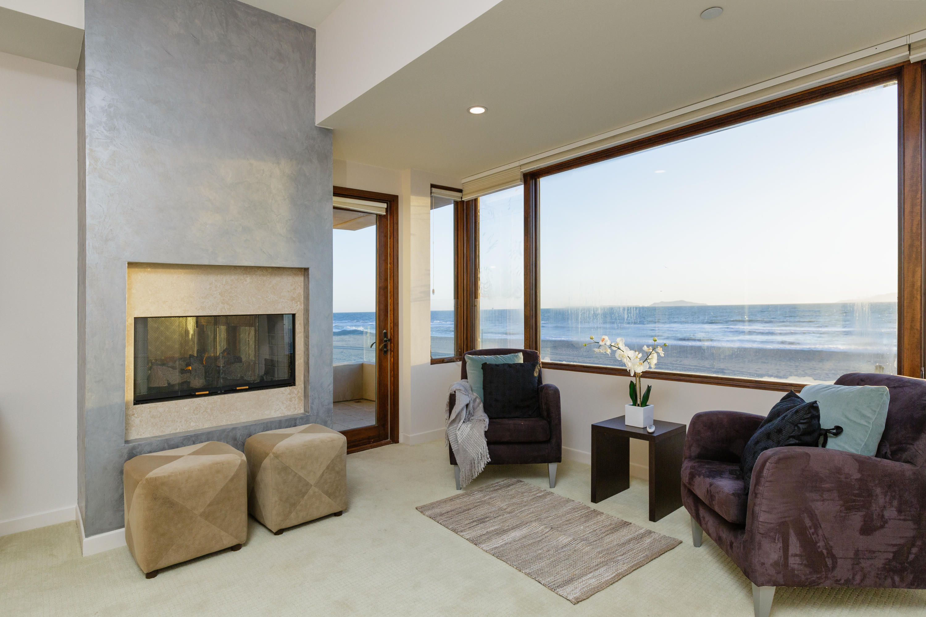 1005 Mandalay Beach Road Oxnard, CA 93035 - Photo 10 of 35 10master_bedroom