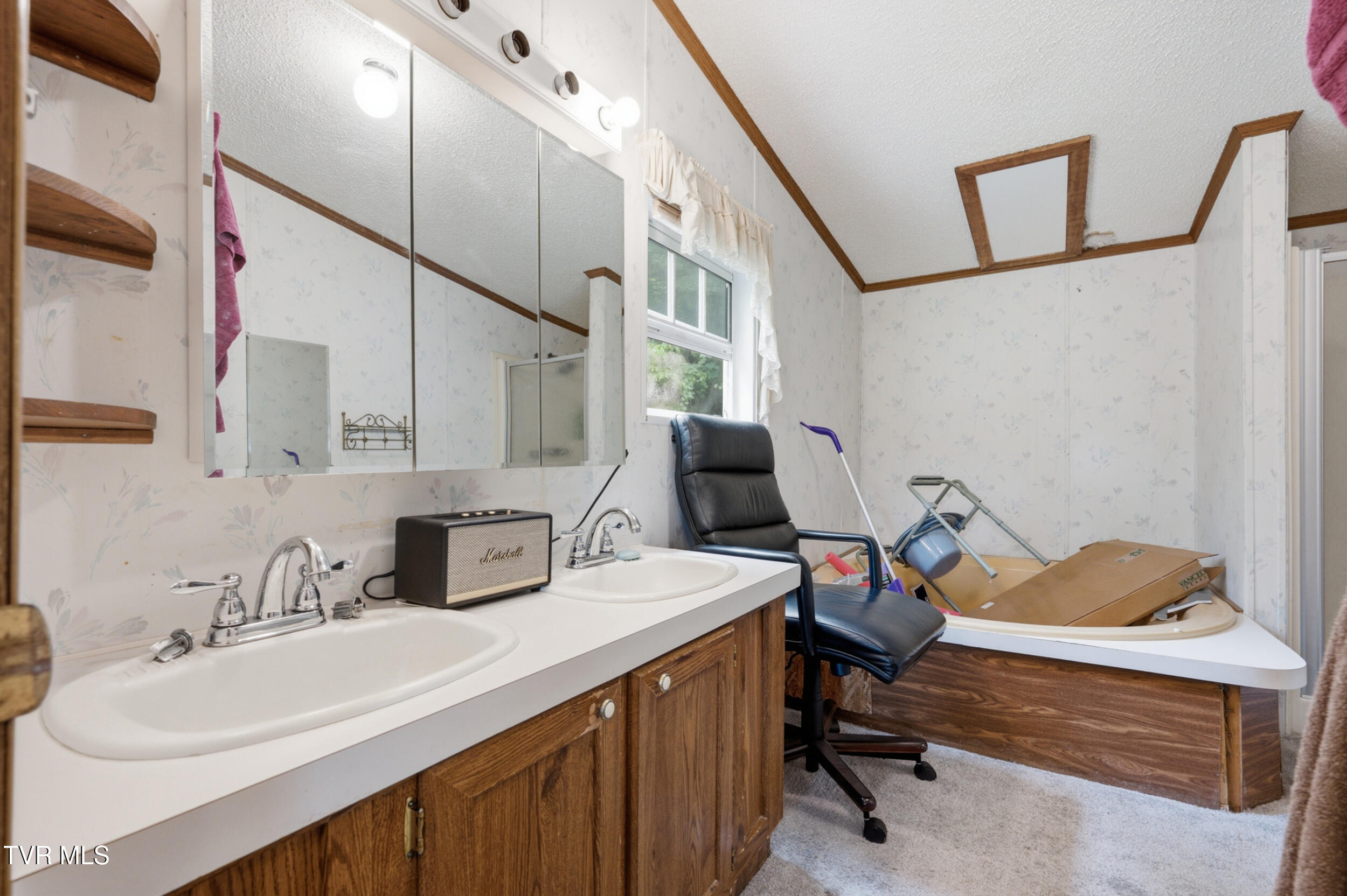 12018 Dettor Road Bristol, VA 24202 - Photo 26 of 26 dsc_0928