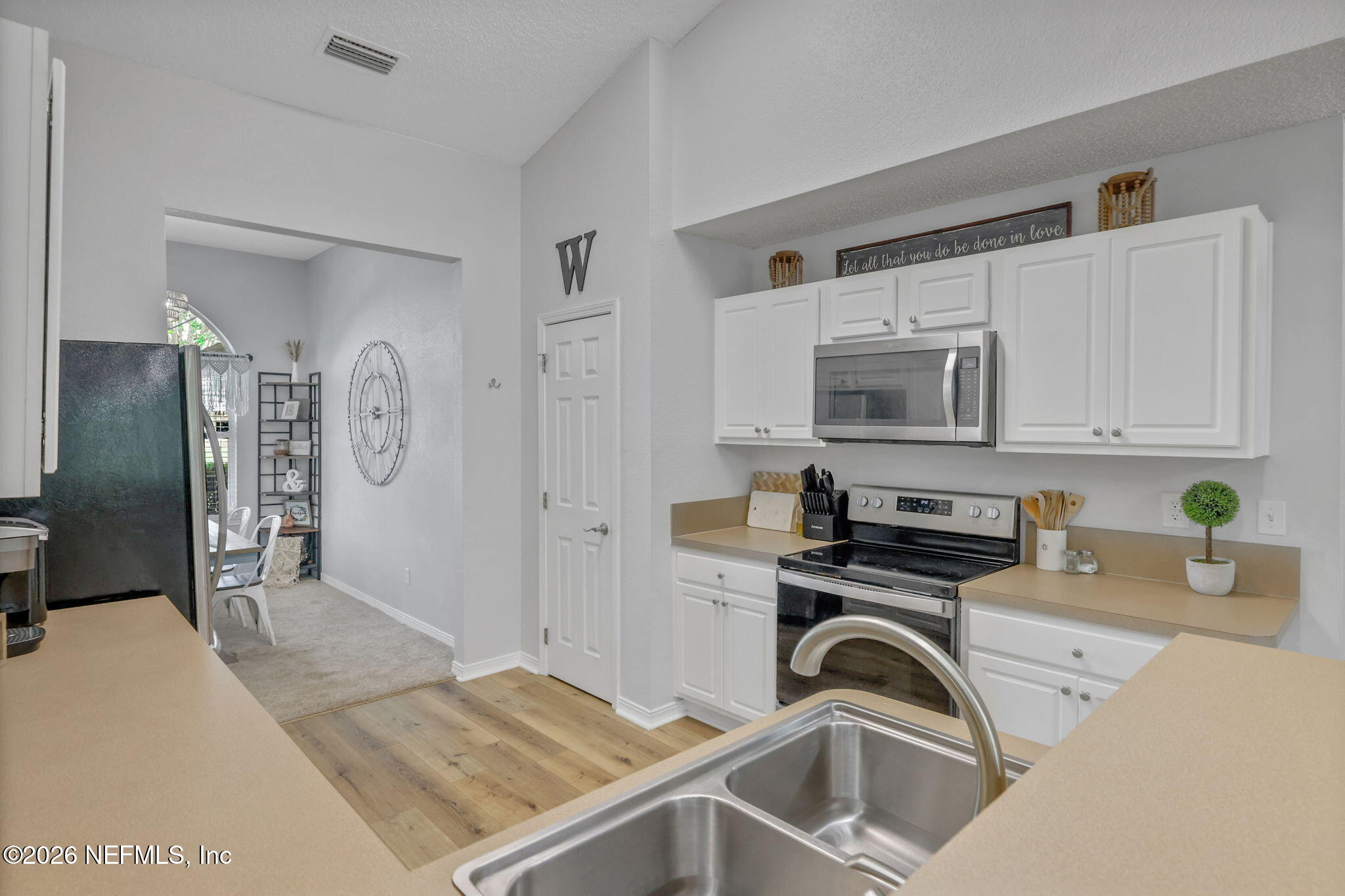 2883 Longleaf Ranch Circle Middleburg, FL 32068 - Photo 13 of 46 Kitchen