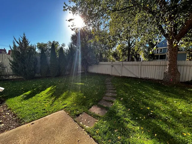 $2,100 | 516 Elm Avenue, Roanoke, VA 24016