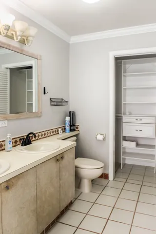 a view of entryway with livingroom and furniture