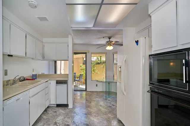 $425,000 | 414 Village Square North, Palm Springs, CA 92262