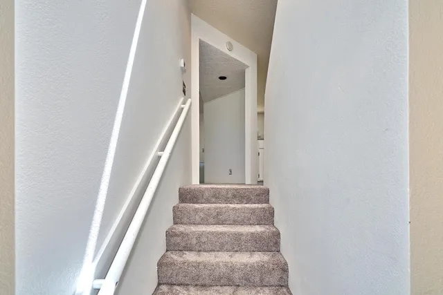 $425,000 | 414 Village Square North, Palm Springs, CA 92262