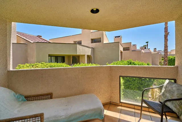 $425,000 | 414 Village Square North, Palm Springs, CA 92262