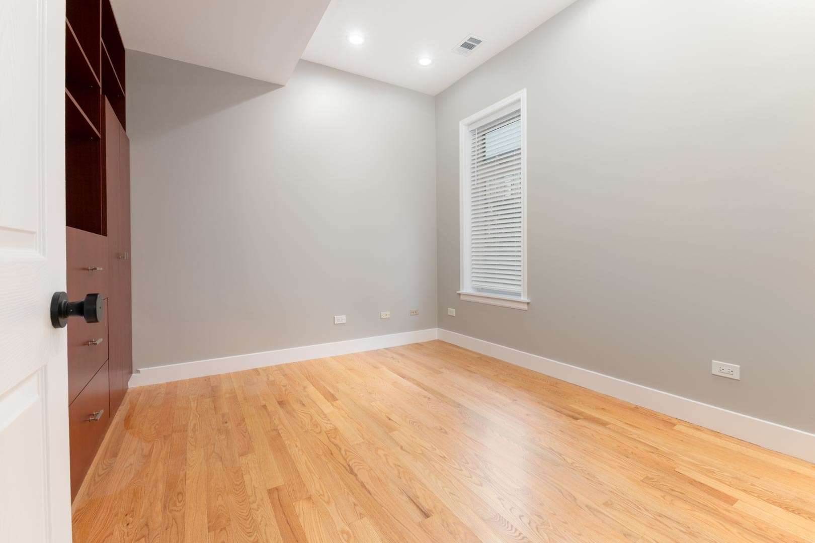 1303 West Flournoy Street, Unit 1F Chicago, IL 60607 - Photo 11 of 16