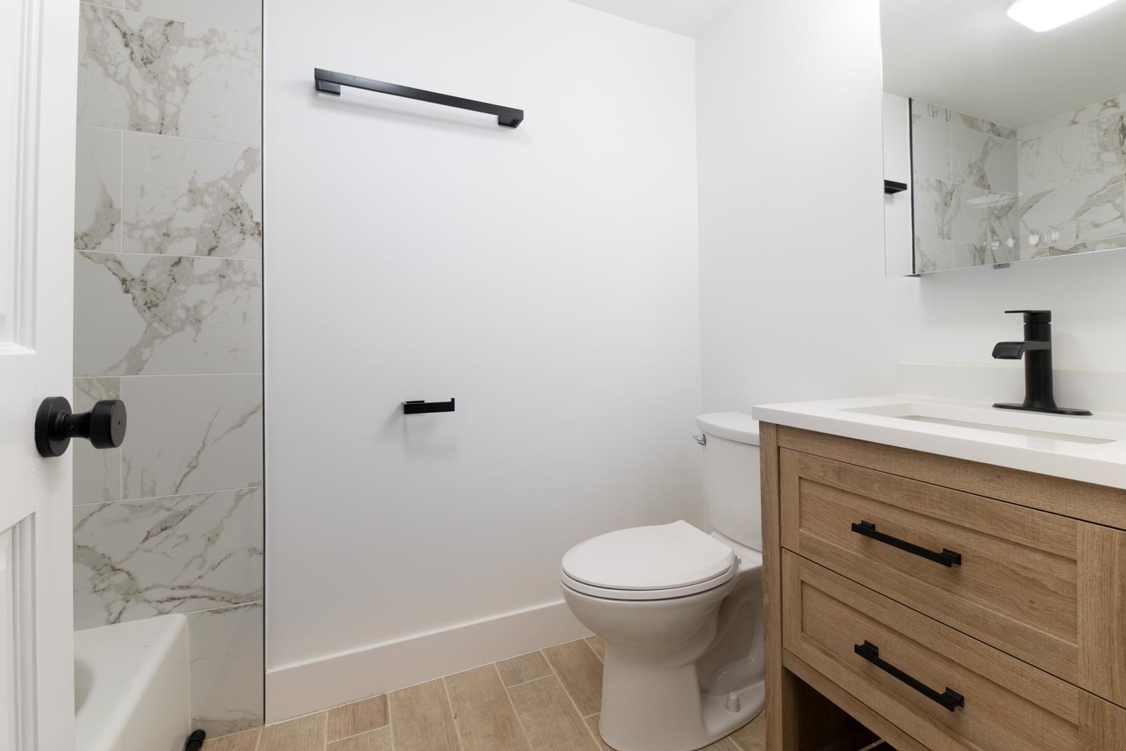 1303 West Flournoy Street, Unit 1F Chicago, IL 60607 - Photo 13 of 16