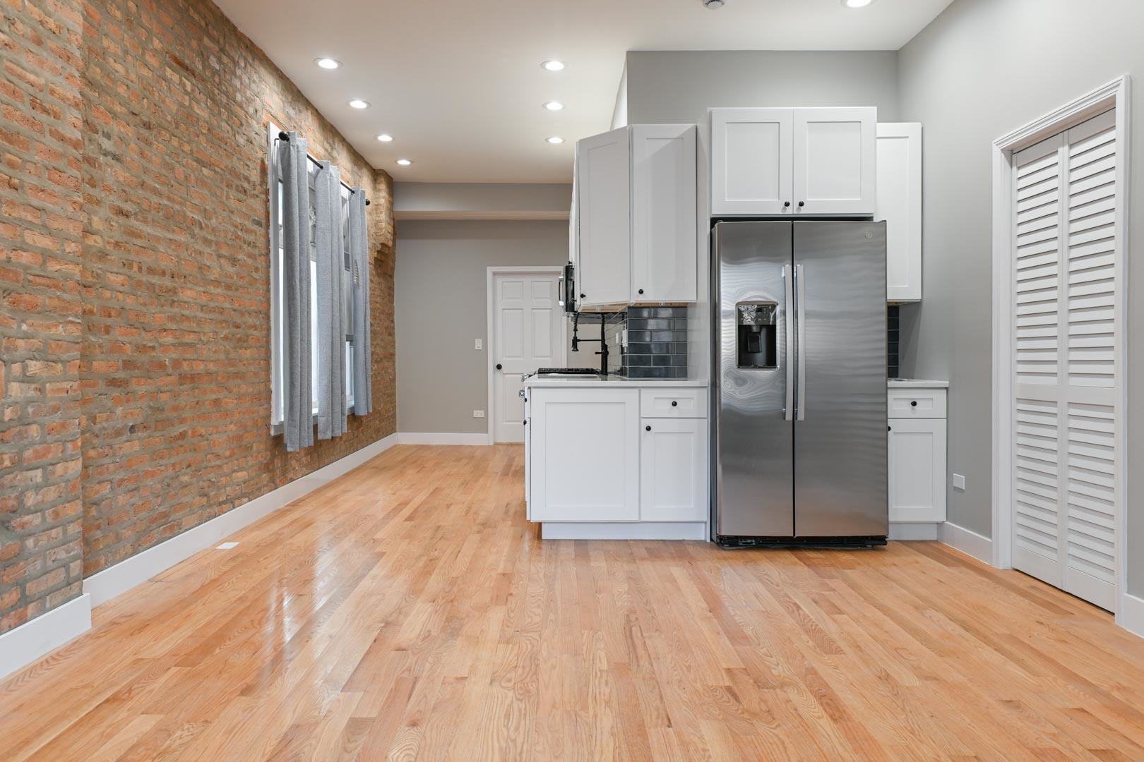 1303 West Flournoy Street, Unit 1F Chicago, IL 60607 - Photo 6 of 16