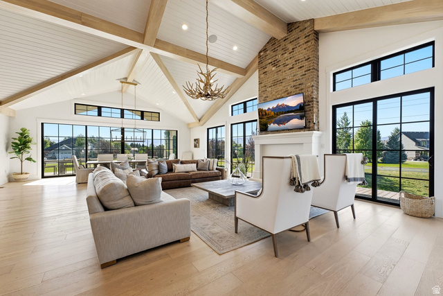 573 West Cascade Meadows Loop Midway, UT 84049 - Photo 4 of 67 Gallery Image 4