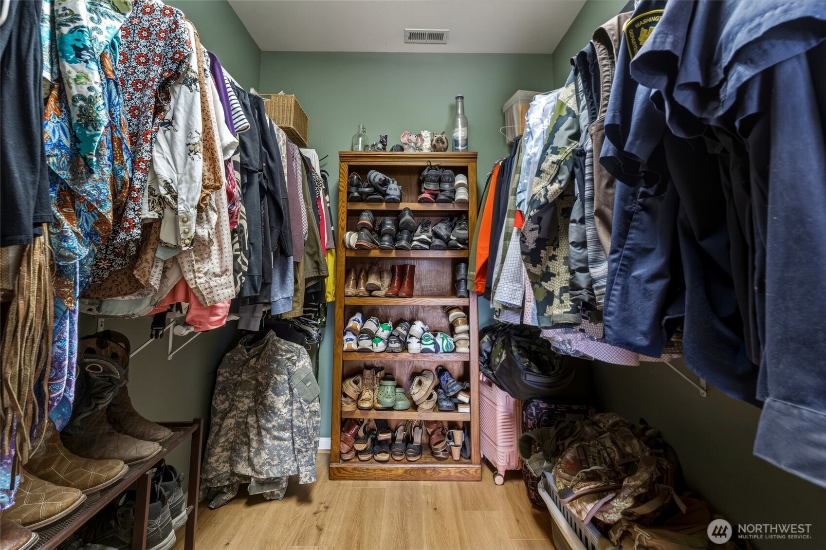 219 Reeds Road Touchet, WA 99360 - Photo 20 of 40 a view of walk in closet with clothes and shoes