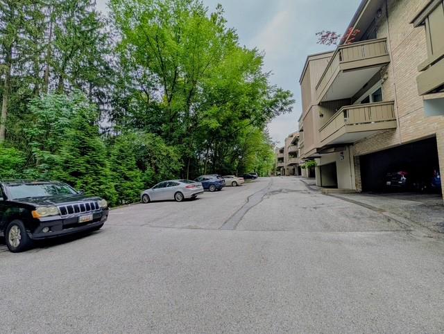 109 Cross Keys Road, Unit R109F Baltimore, MD 21210 - Photo 2 of 28 Additional parking