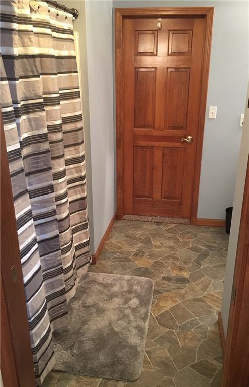 858 Deerfield Road Anderson, IN 46012 - Photo 12 of 23
