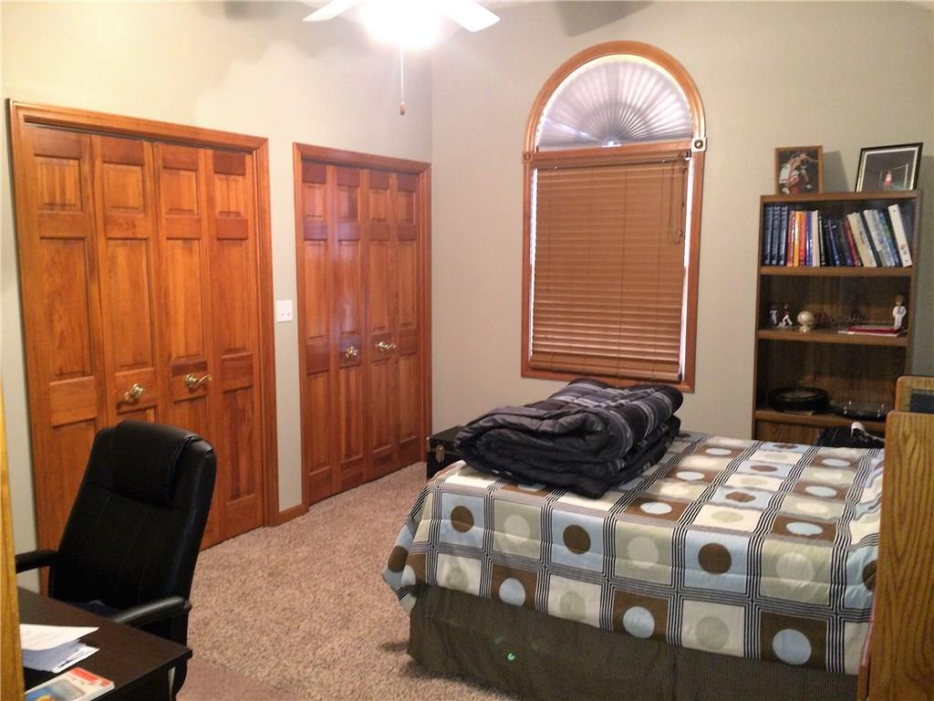 858 Deerfield Road Anderson, IN 46012 - Photo 14 of 23