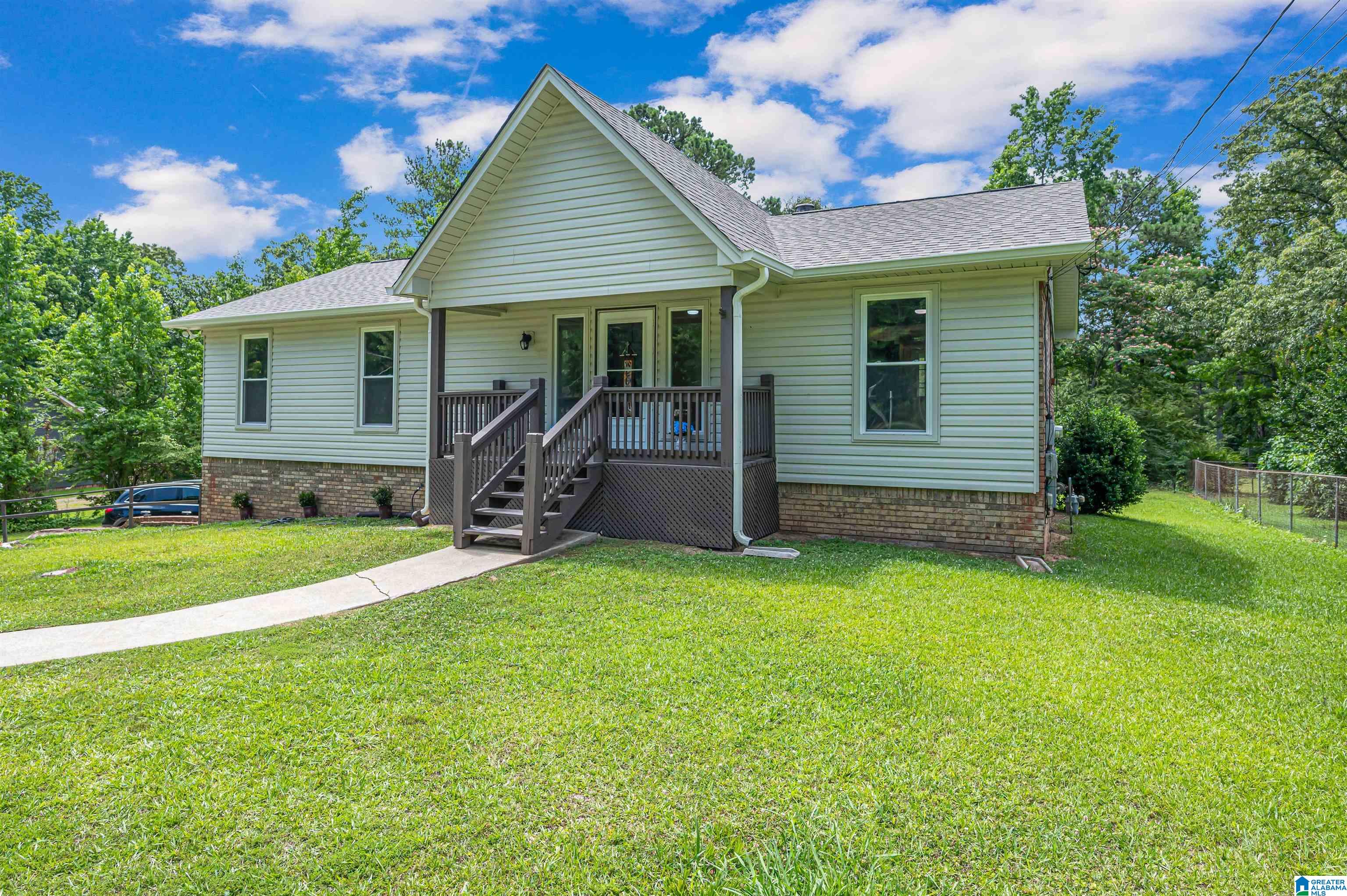 3239 Fieldale Drive Bessemer, AL 35023 - Photo 2 of 33