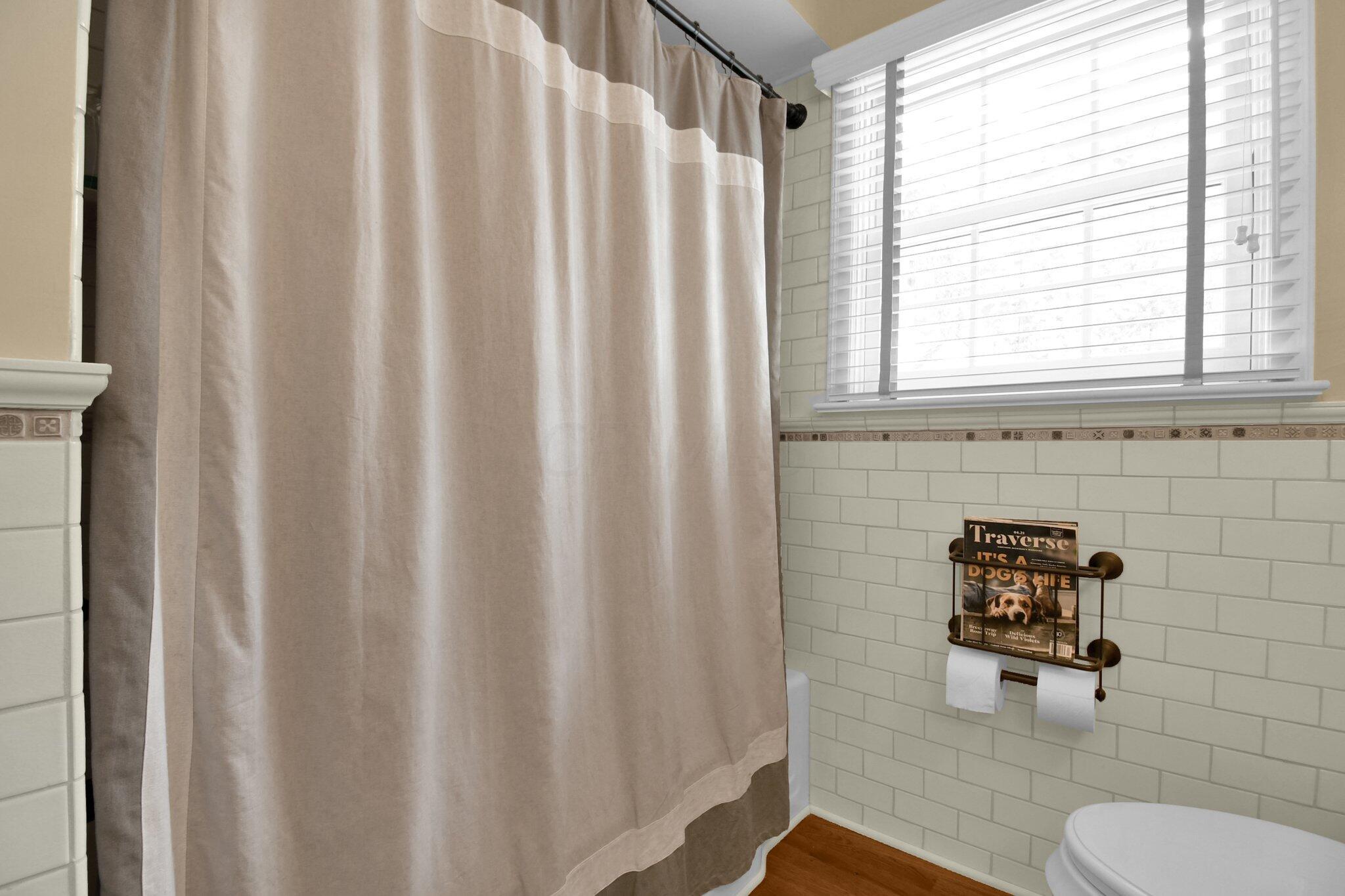1921 Andover Road Columbus, OH 43212 - Photo 25 of 72 1st Floor Full Bath