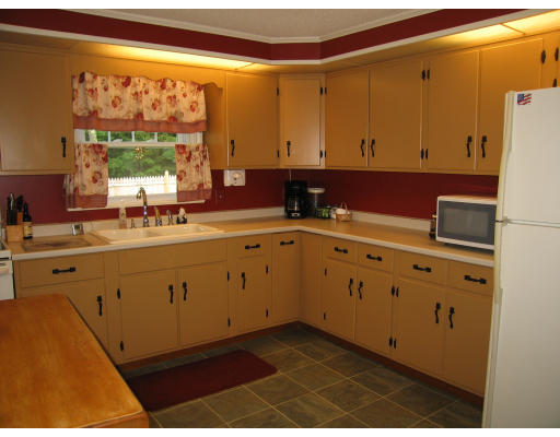 341 Stafford Road Monson, MA 01057 - Photo 3 of 13 Gallery Image 3