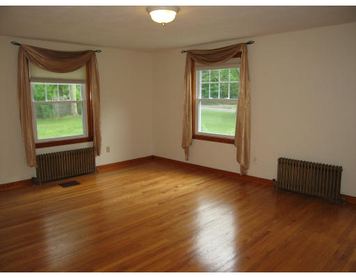 341 Stafford Road Monson, MA 01057 - Photo 5 of 13 Gallery Image 5
