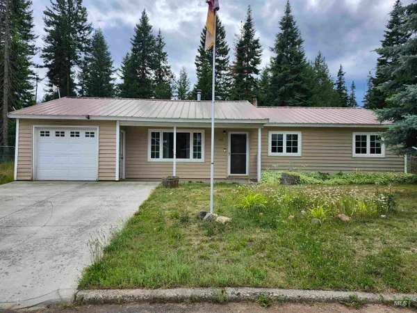 $206,000 | 425 Cedar Drive, Pierce, ID 83546