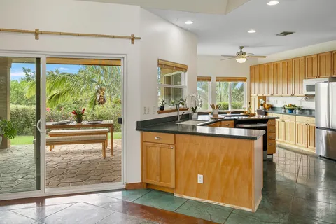 $1,725,000 | 68 Awaiku Street, Unit B, Lahaina, HI 96761