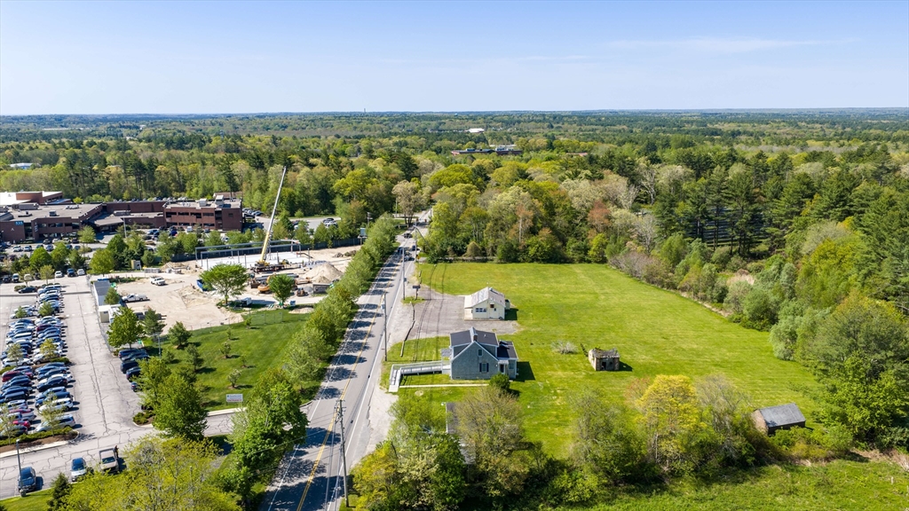 576 Faunce Corner Road Dartmouth, MA 02747 - Photo 11 of 15