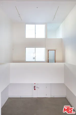 $8,800 | 11 Brooks Avenue, Unit C, Venice, CA 90291