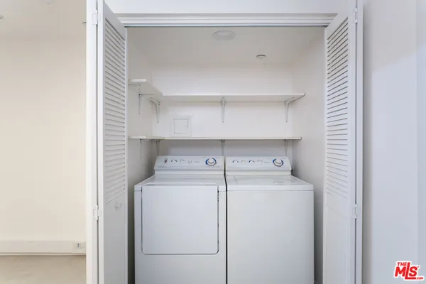 $8,800 | 11 Brooks Avenue, Unit C, Venice, CA 90291