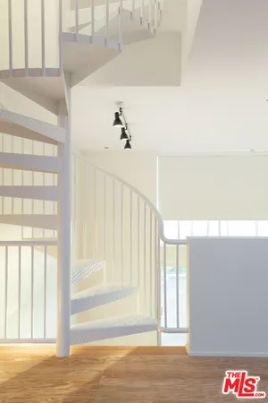 $8,800 | 11 Brooks Avenue, Unit C, Venice, CA 90291