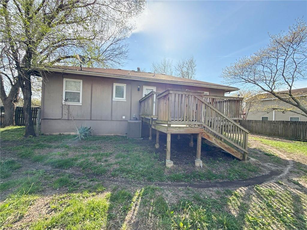 814 South High Street Butler, MO 64730 - Photo 2 of 14