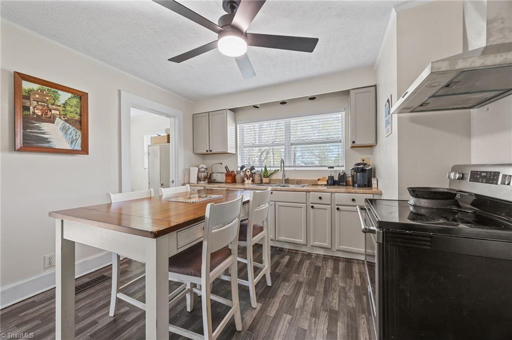 1513 Highway 62 High Point, NC 27263 - Photo 14 of 43