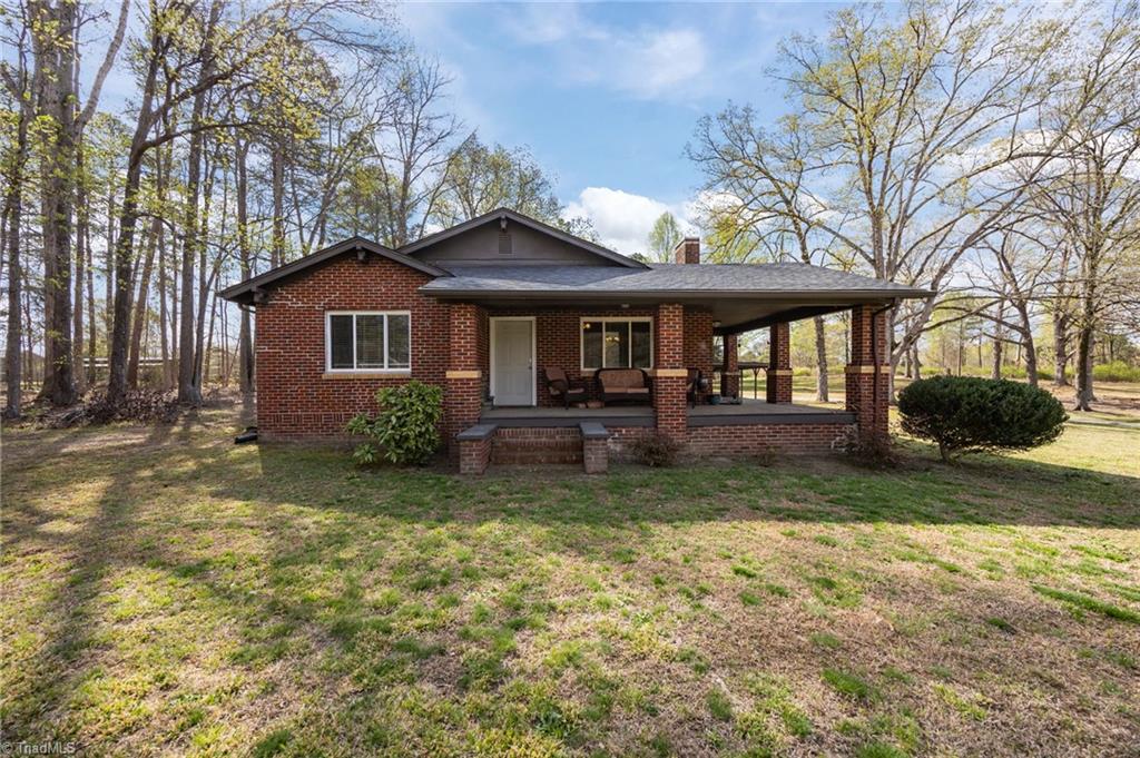 1513 Highway 62 High Point, NC 27263 - Photo 4 of 43