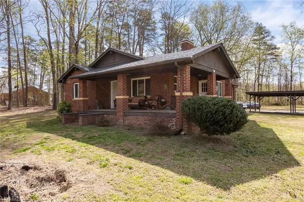 $329,900 | 1513 Highway 62, High Point, NC 27263