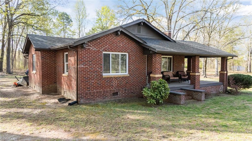 1513 Highway 62 High Point, NC 27263 - Photo 6 of 43